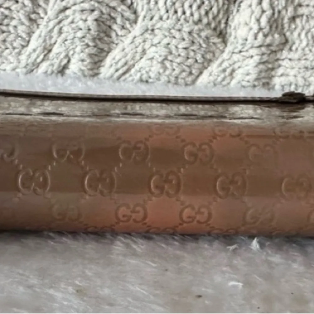 Gucci Shimmering Bronze Embossed Logo Wallet Pouch - Picture 4 of 4